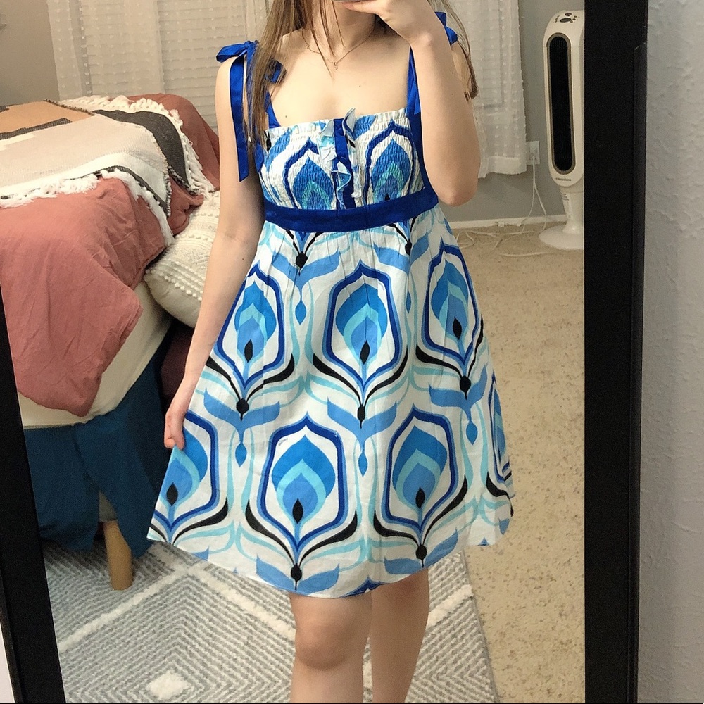 Bebe dress
